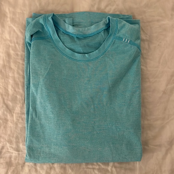 Lululemon Metal Vent Tech 2.0 Short Sleeve Shirt - Picture 2 of 3